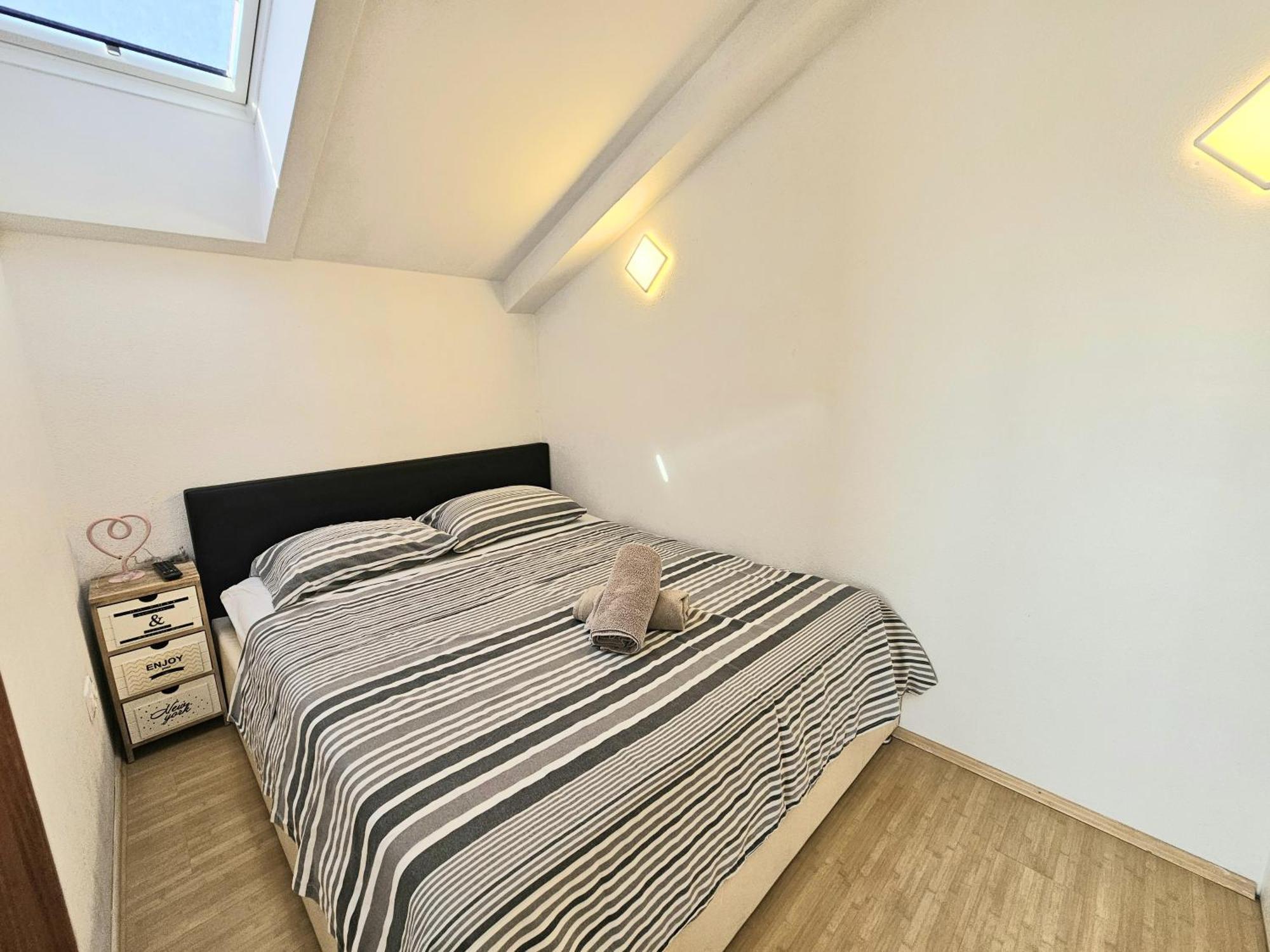 Apartment Zara บีโอกราดนาโมรู ภายนอก รูปภาพ